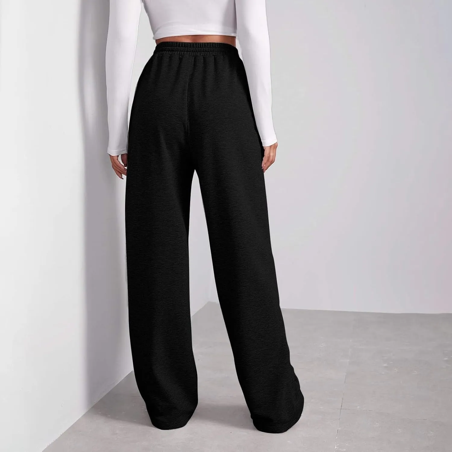 Womens Fleece Sweatpants Straight Legs Drawstring Pants Winter Sweatpants Casual Sport Workout Pants with Pockets